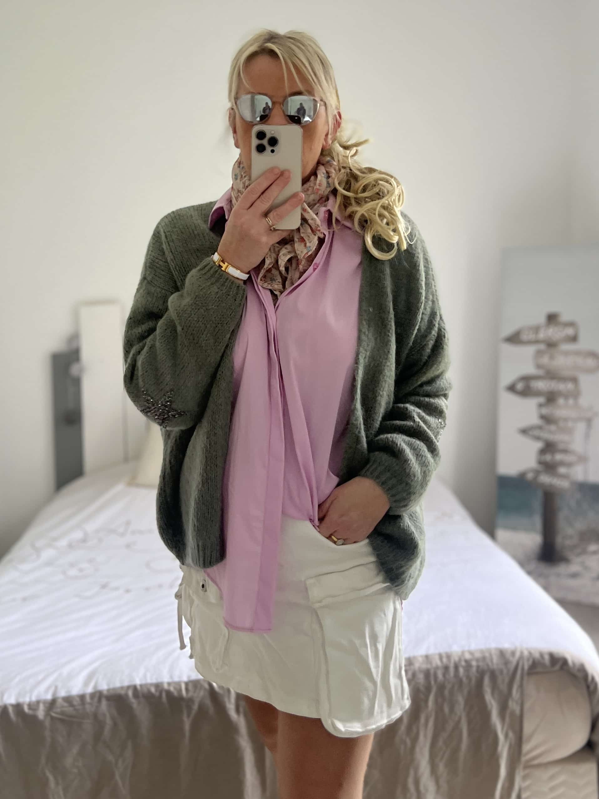 Gilet kaki clair étoiles strass coudes – Image 4