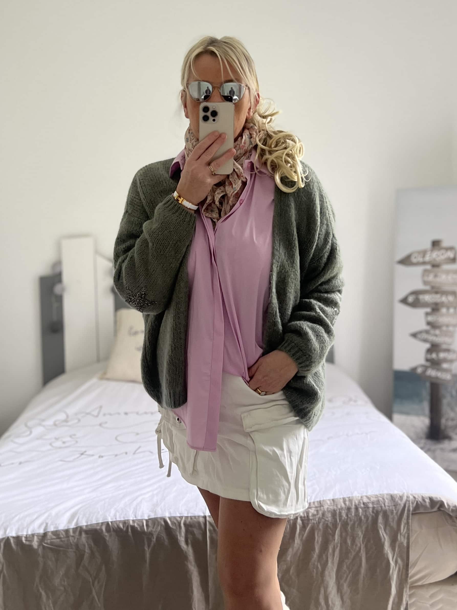 Gilet kaki clair étoiles strass coudes