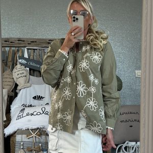 Chemise kaki dentelle