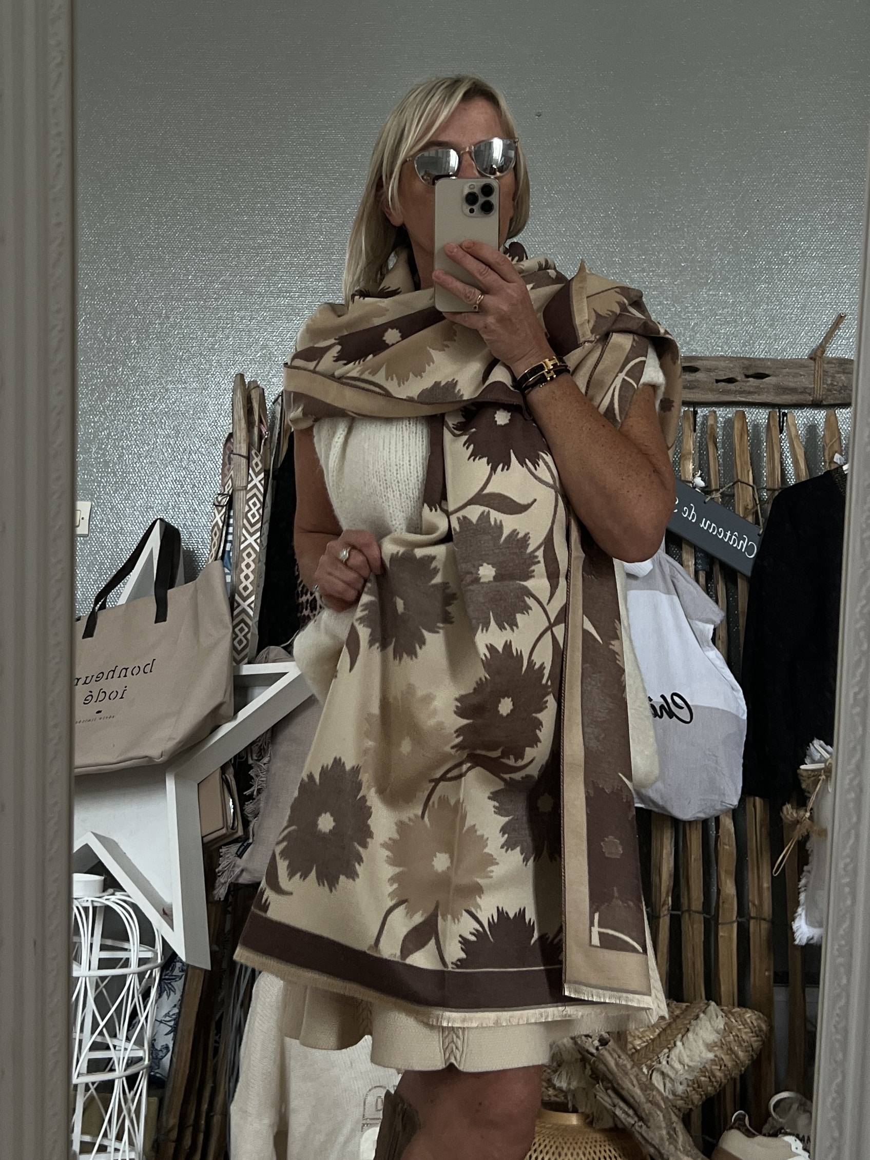 Châle écharpe taupe écru – Image 3