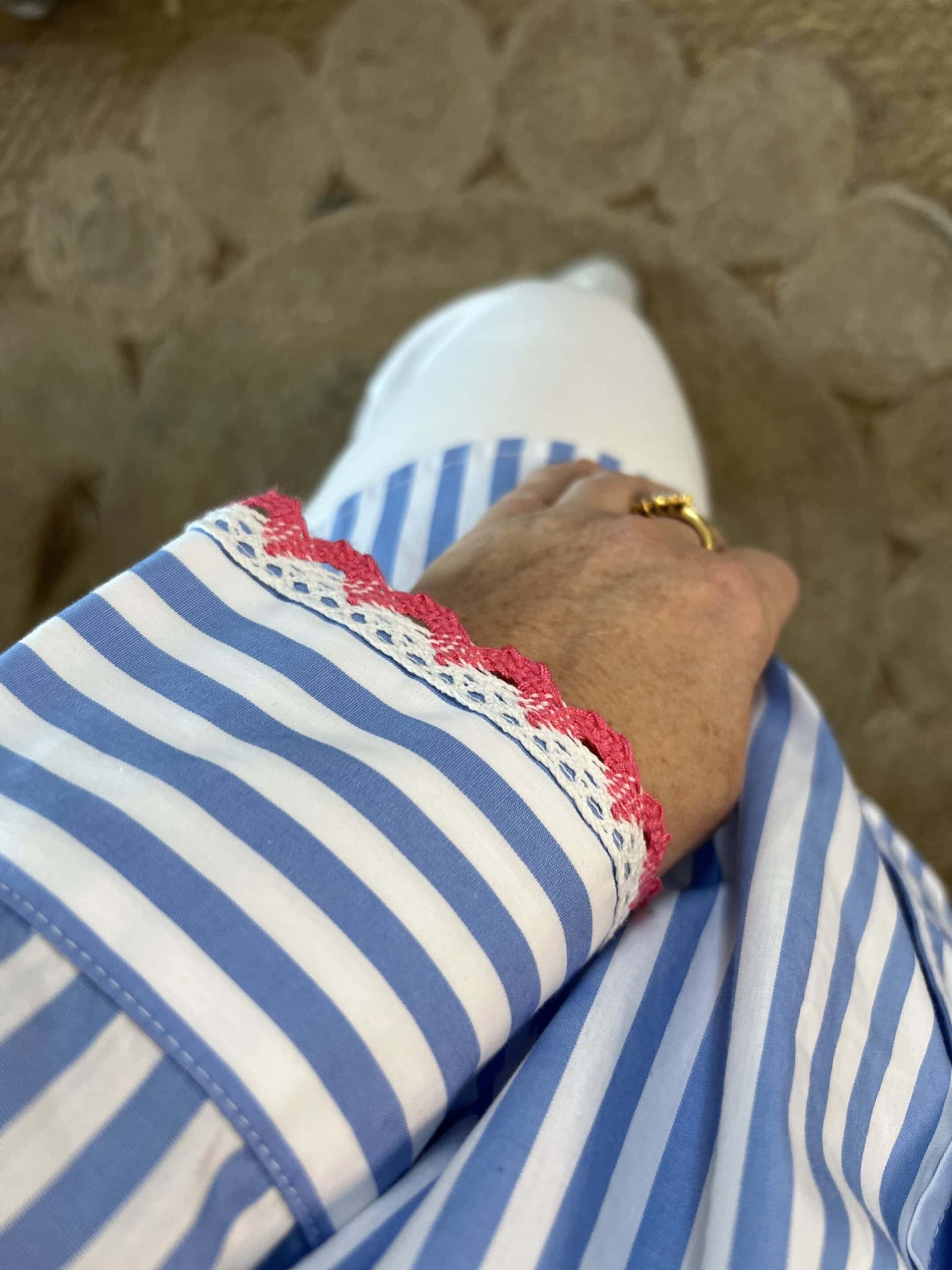 Chemise rayée oversize bleue – Image 3