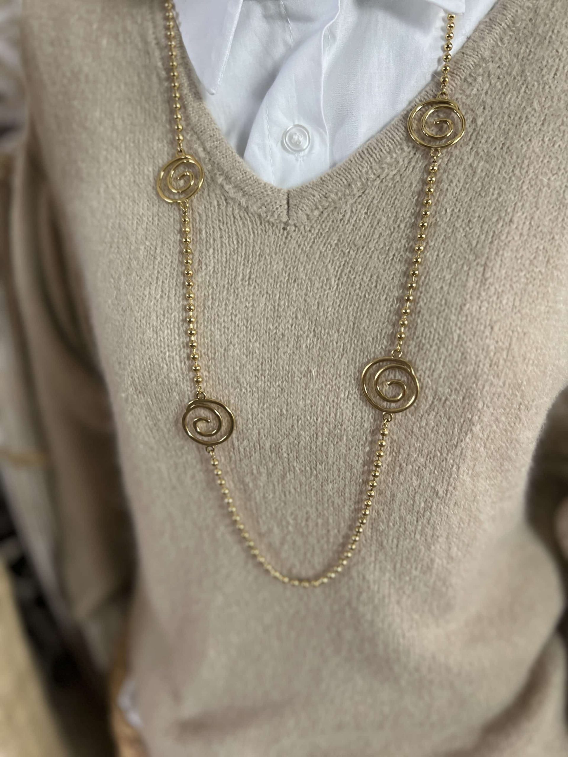 Sautoir spirale acier doré – Image 3