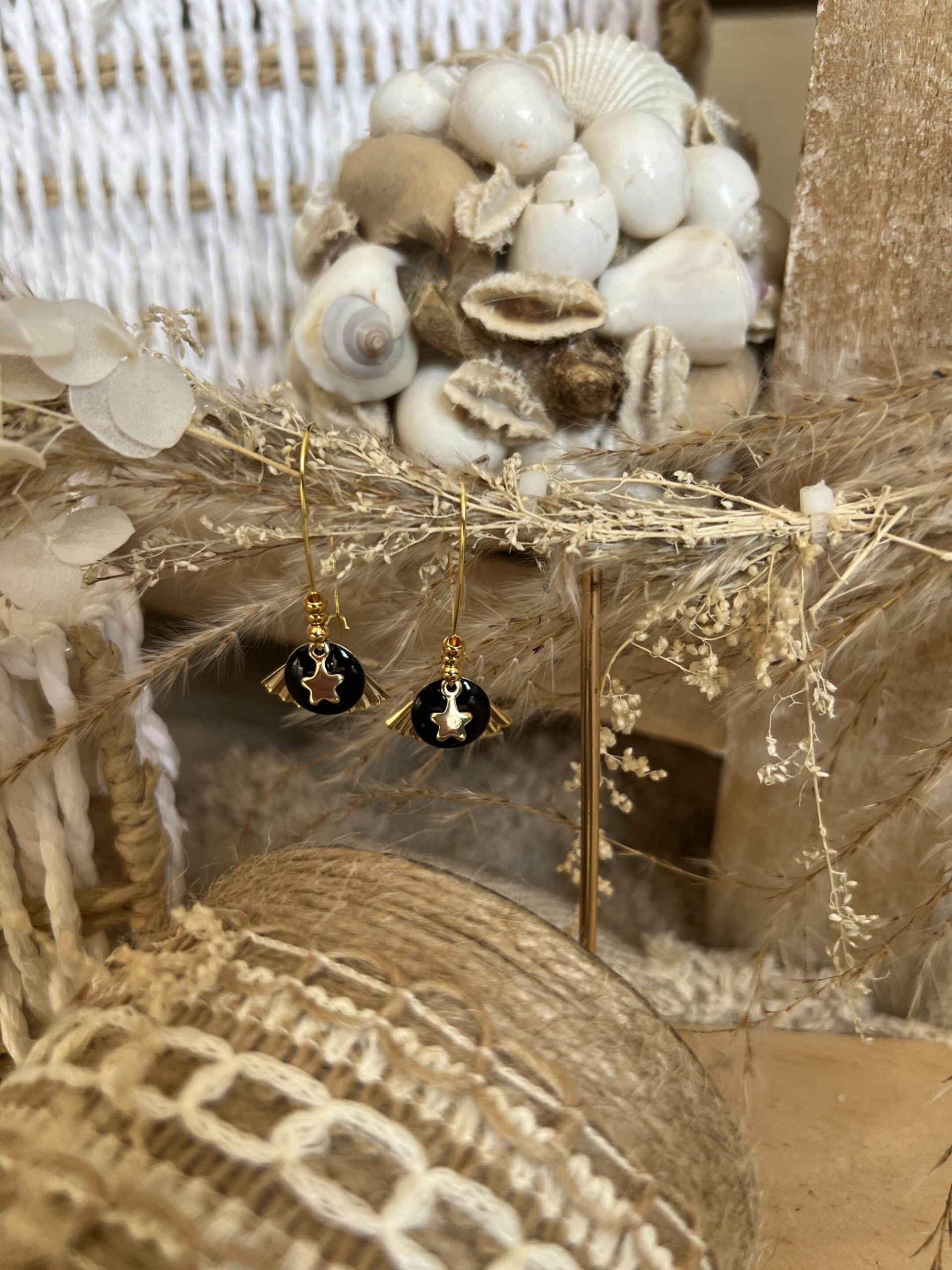 Boucles CDS star noir doré – Image 5