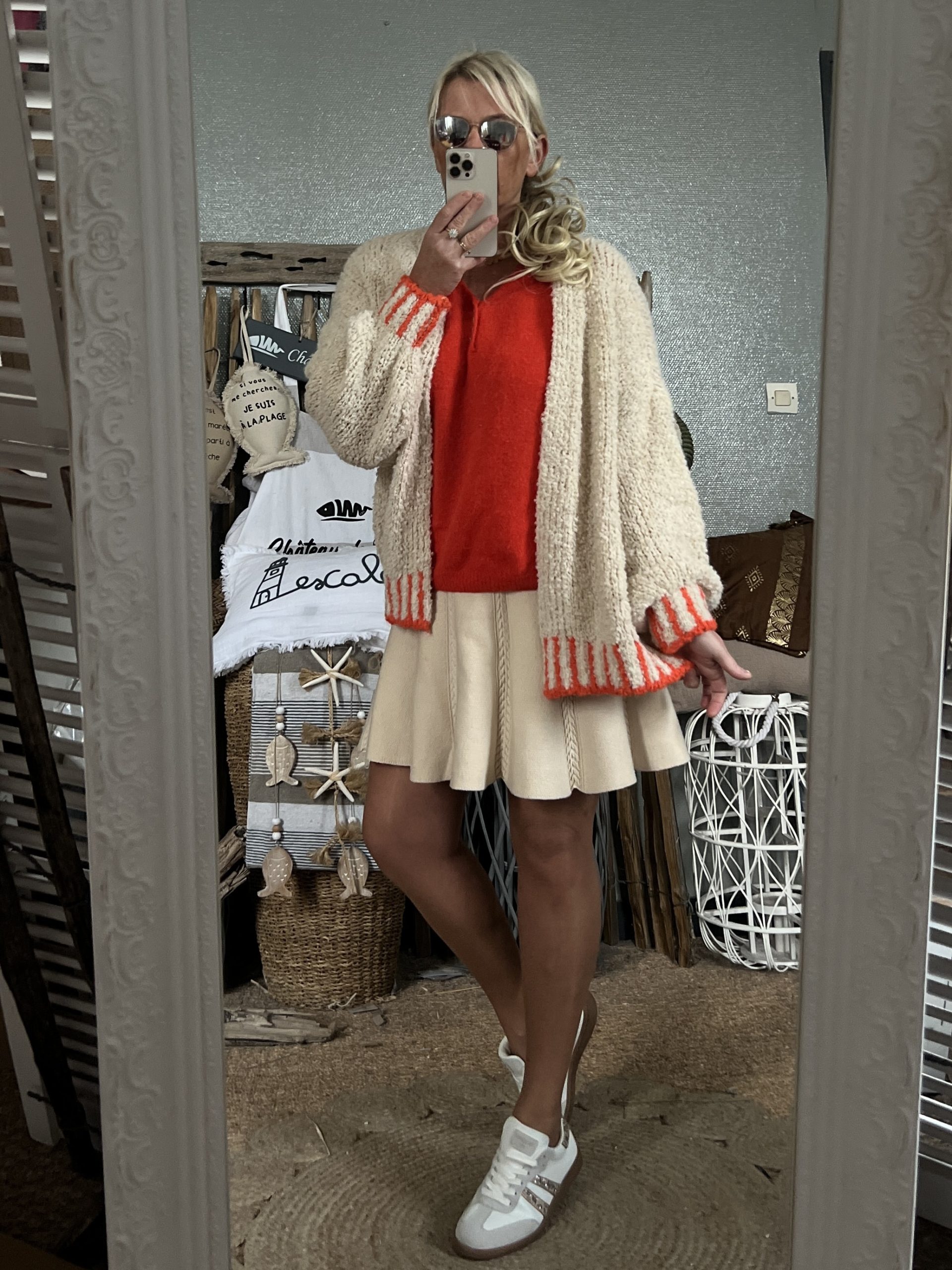 Gilet bouclette écru orange – Image 2