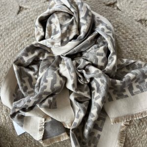 Châle écharpe gris beige