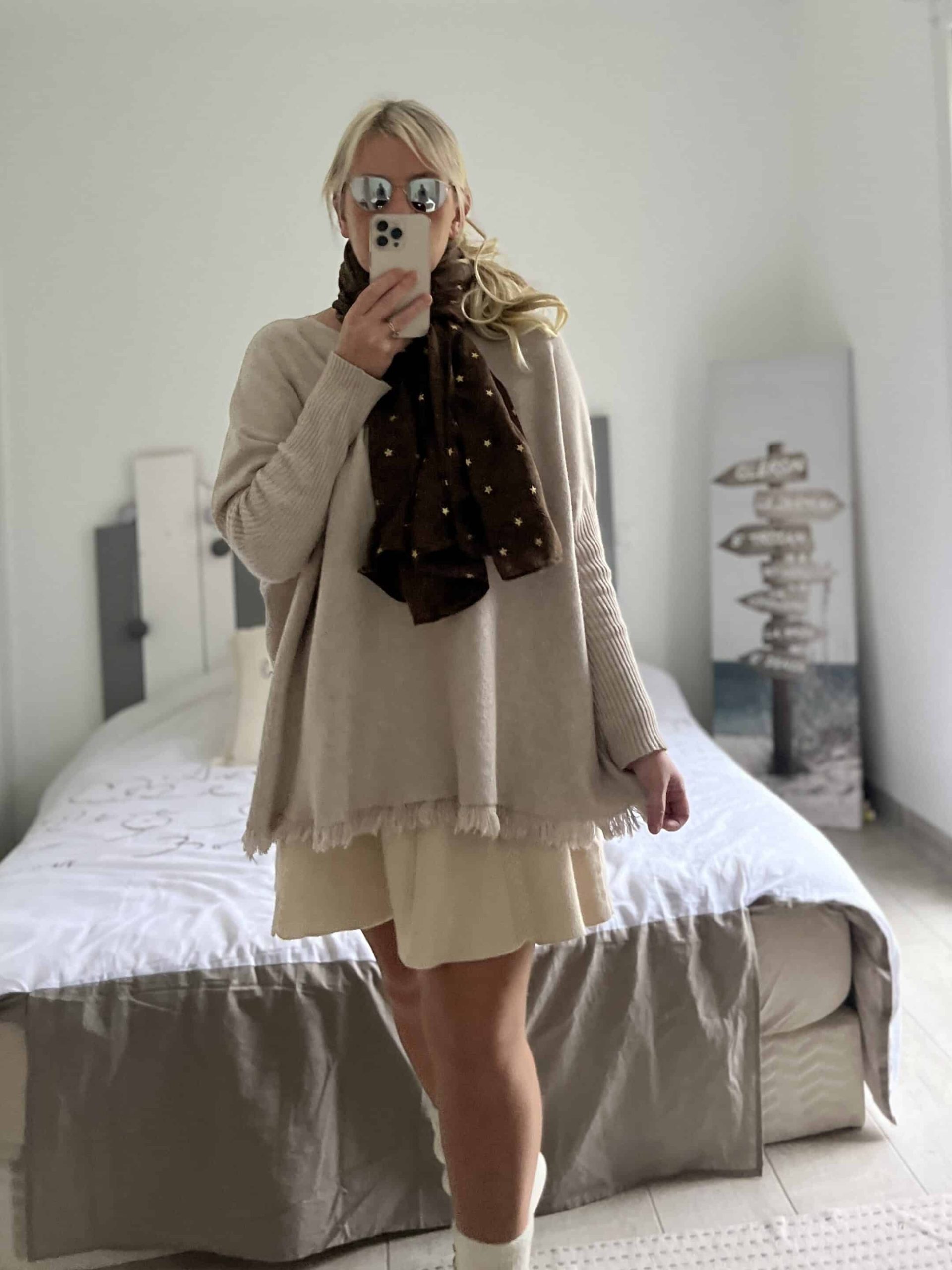 Écharpe étoiles dorées – Image 5