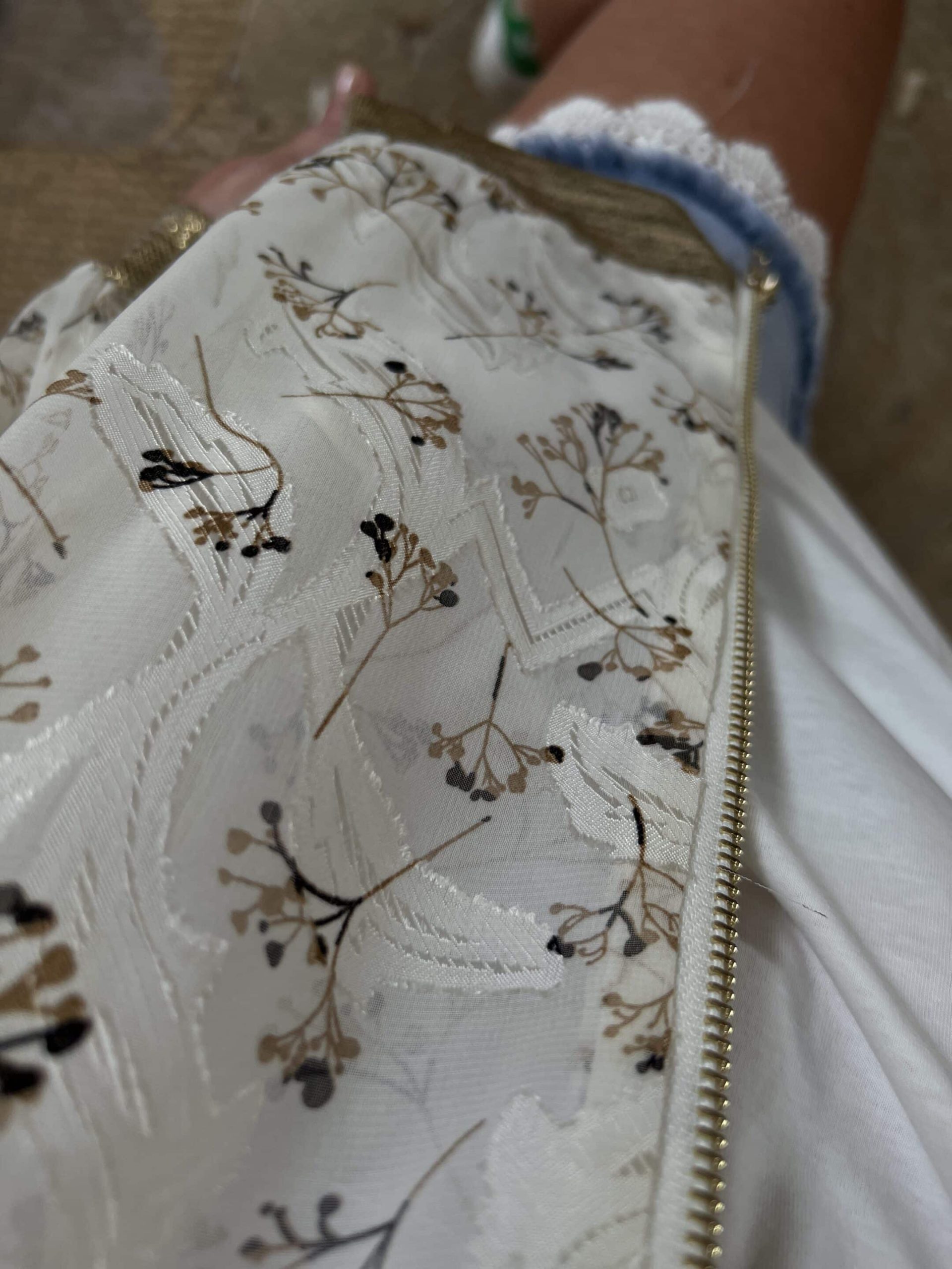 Bomber beige blanc doré – Image 5