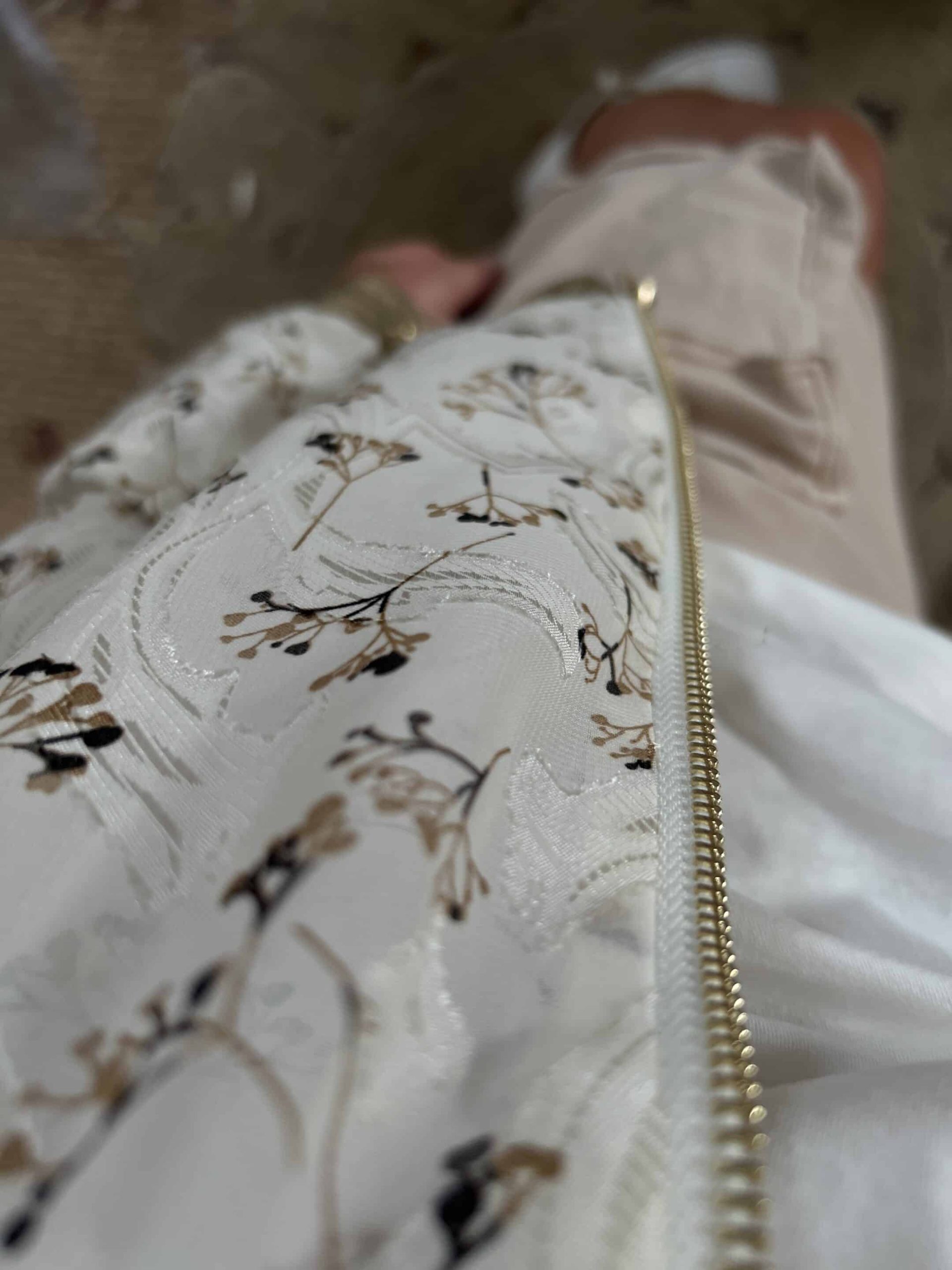 Bomber beige blanc doré – Image 8