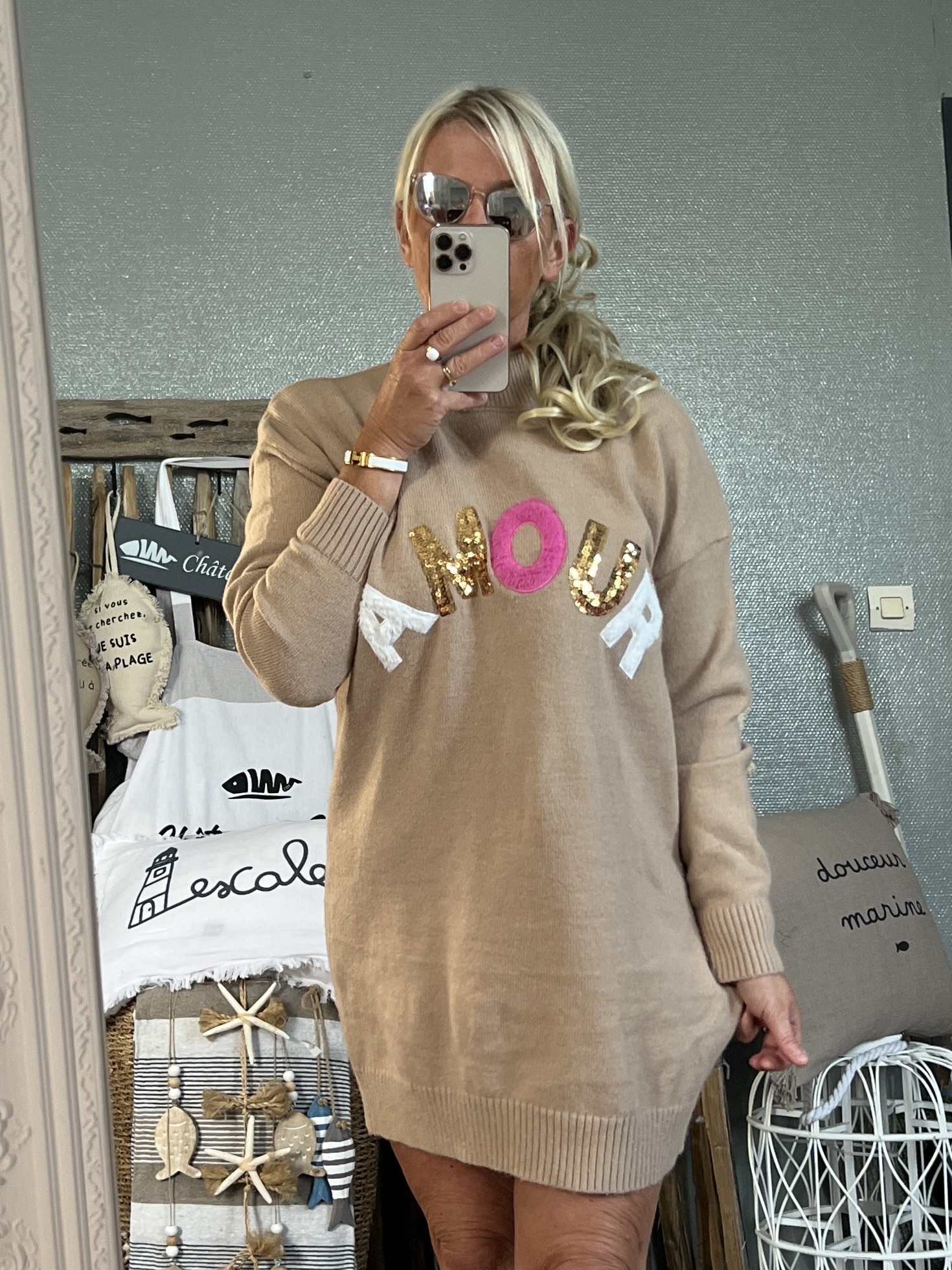 Robe Pull Amour beige – Image 3