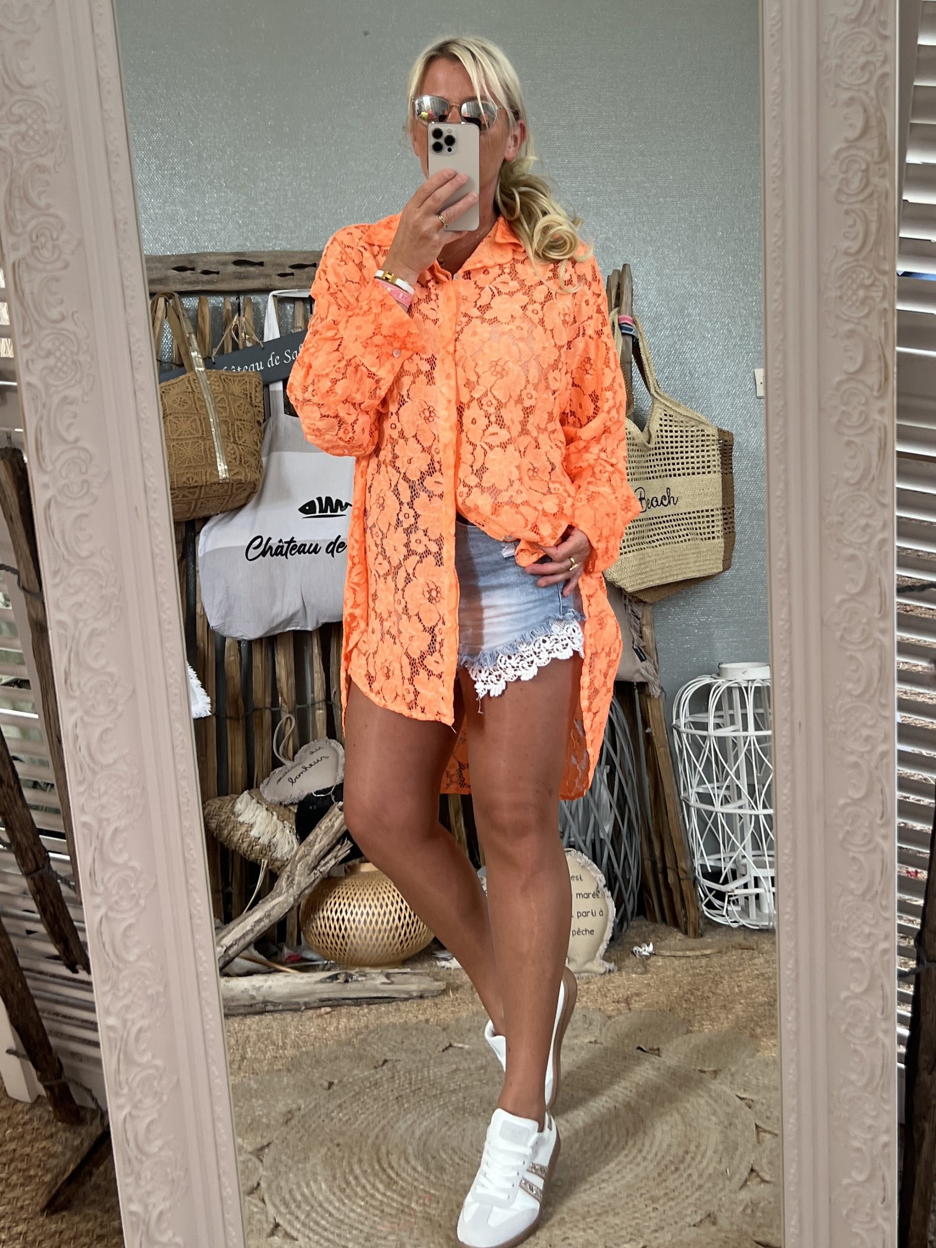 Chemise dentelle orange fluo oversize – Image 5