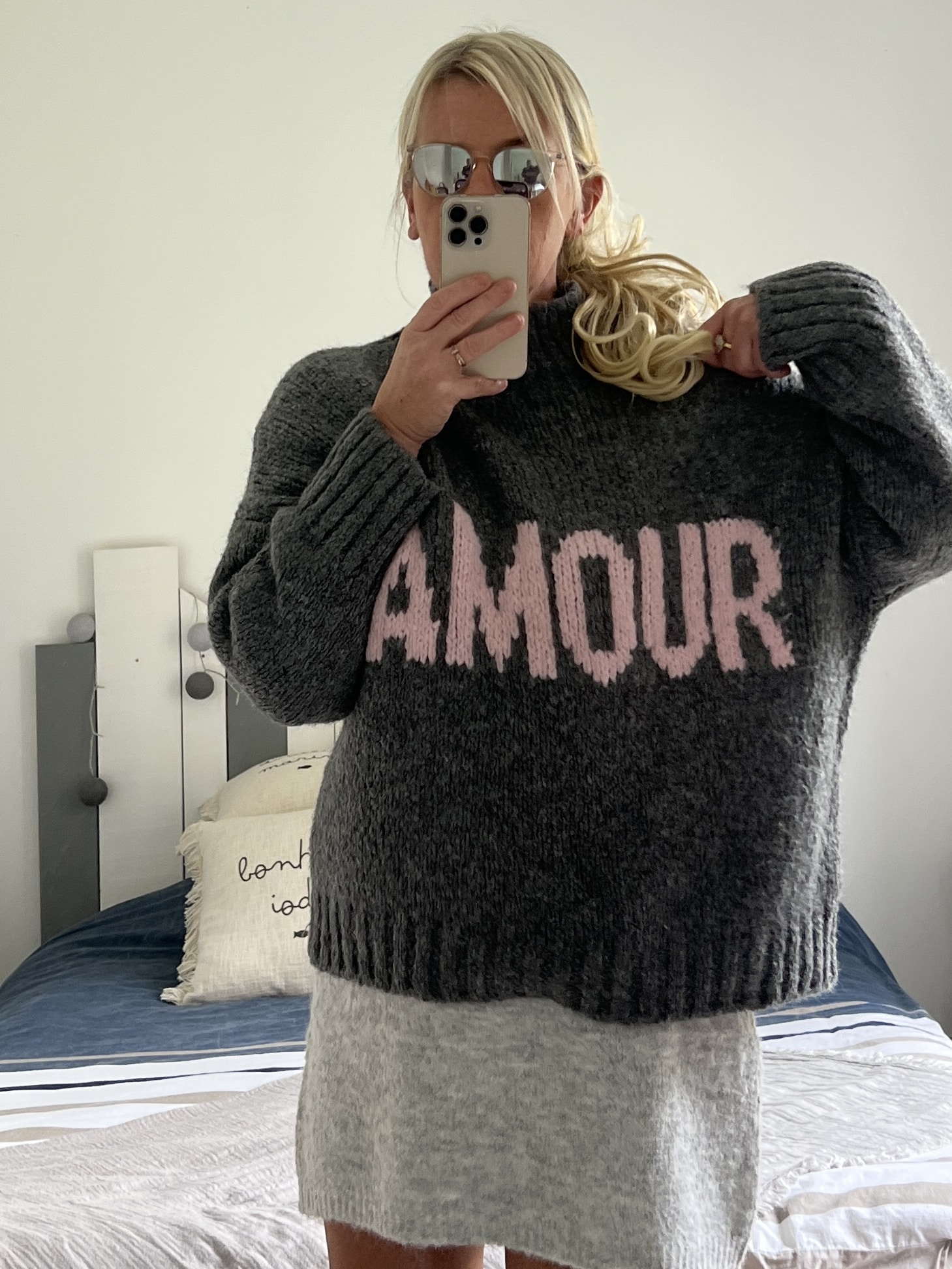 Pull CDS Amour gris rose – Image 5