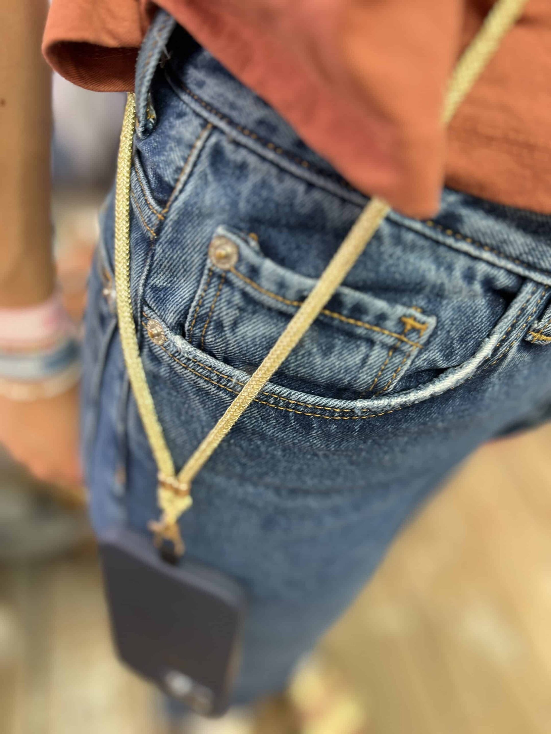 Bandoulière portable doré – Image 3