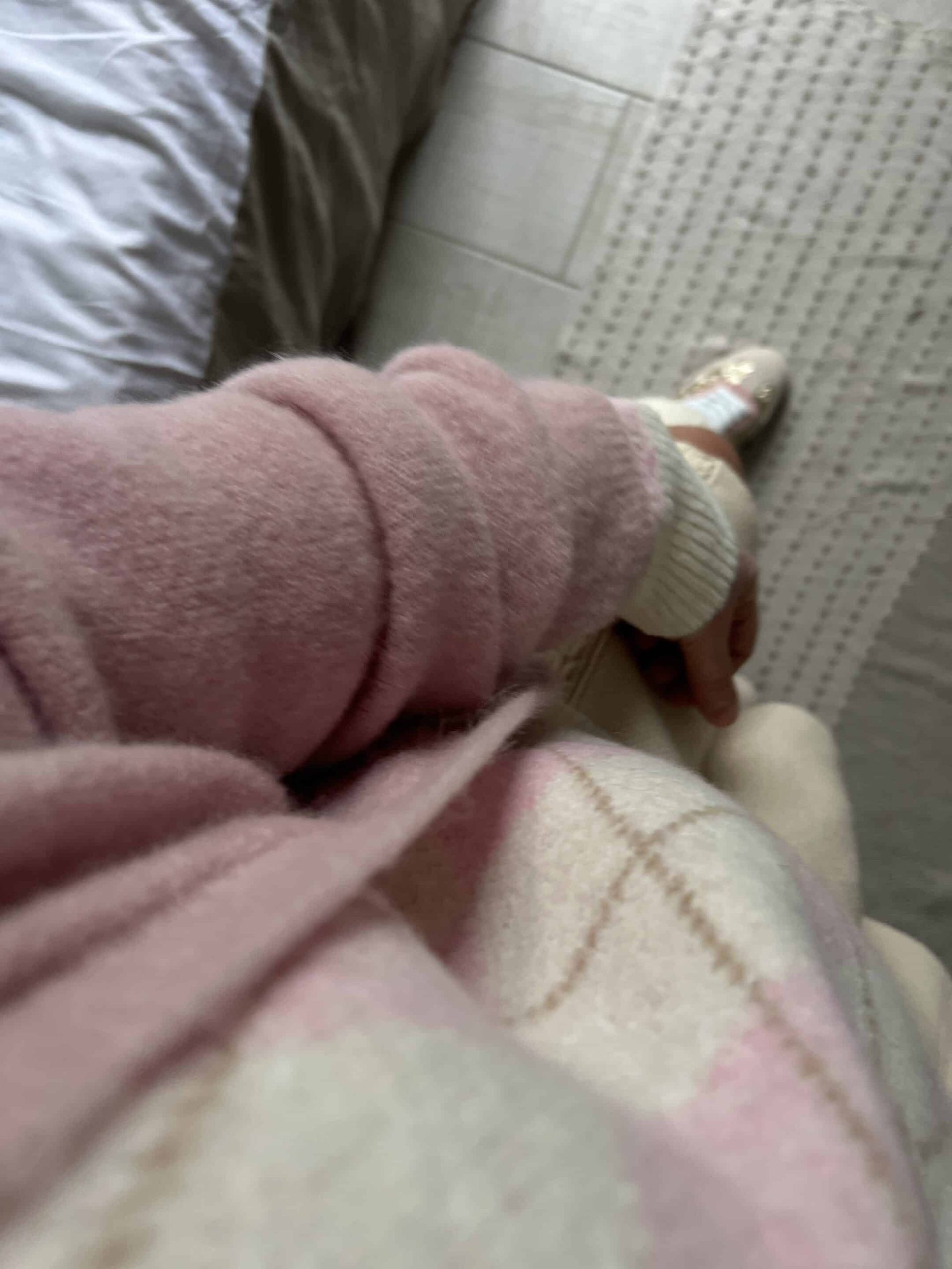 Gilet baby alpaga rose – Image 3