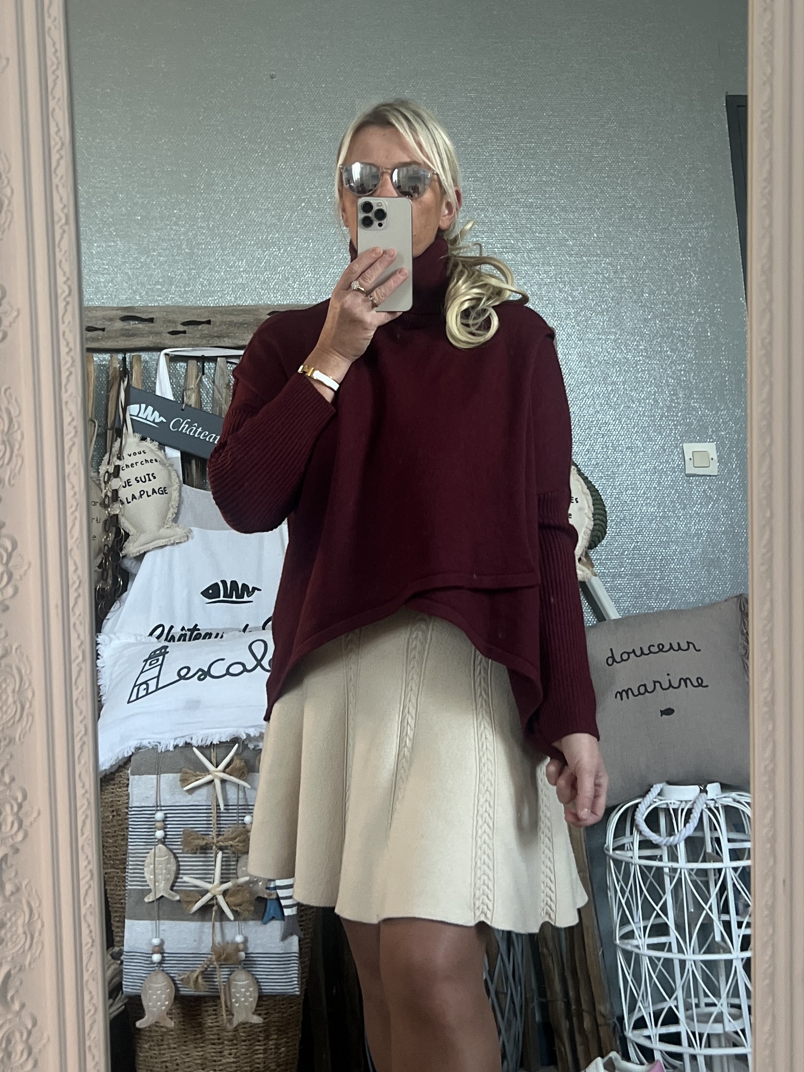Pull cape col roulé bordeaux