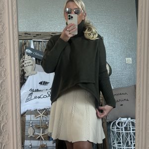 Pull cape col roulé kaki