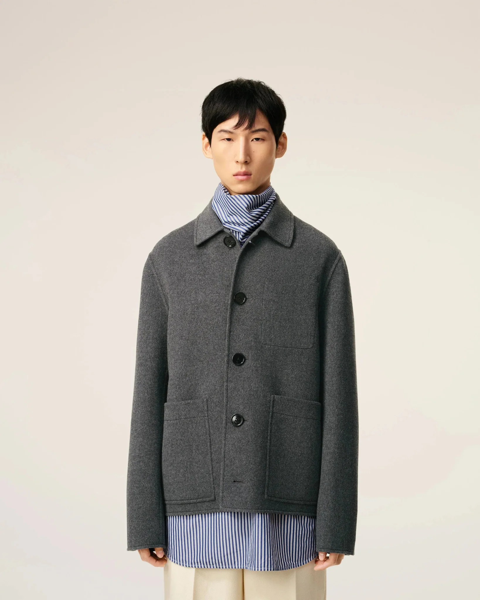 AMI - Blouson Gris Boule Boutonné en Laine Gris Chiné – Image 3