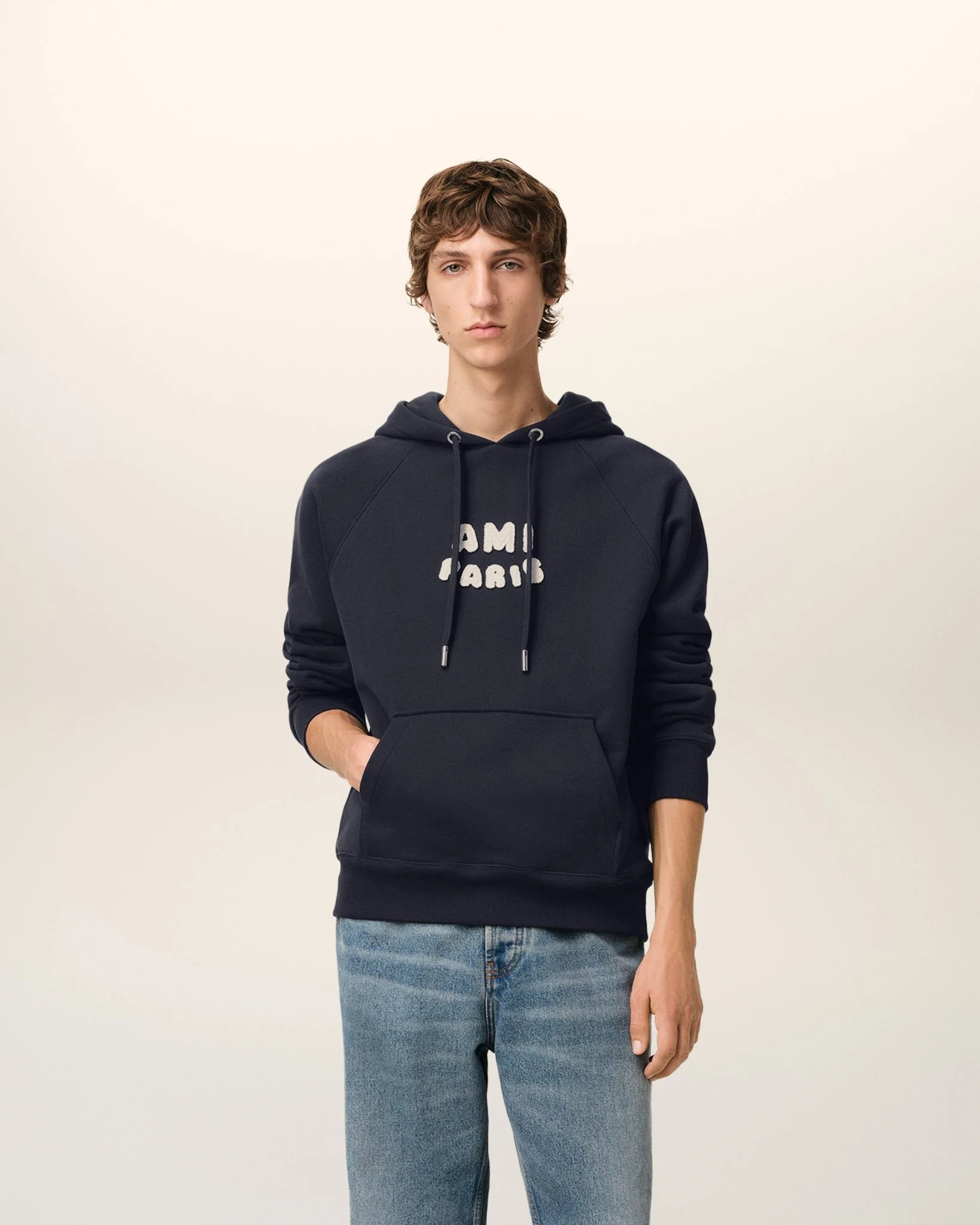 AMI - HOODIE BLEU MARINE PATCH AMI PARIS EN COTON – Image 3