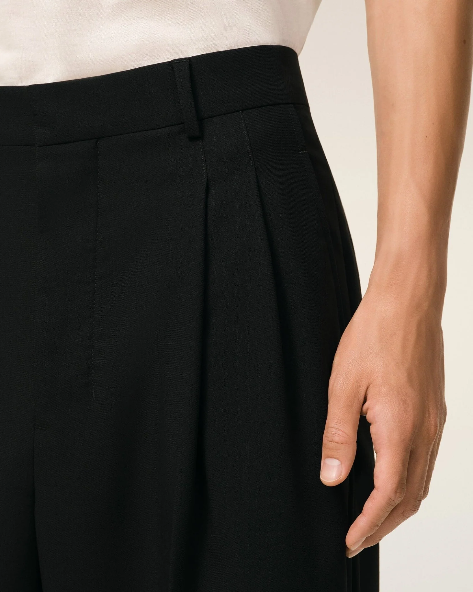 AMI PARIS - Black New Wool Low Waist Wide Trousers Noir – Image 7