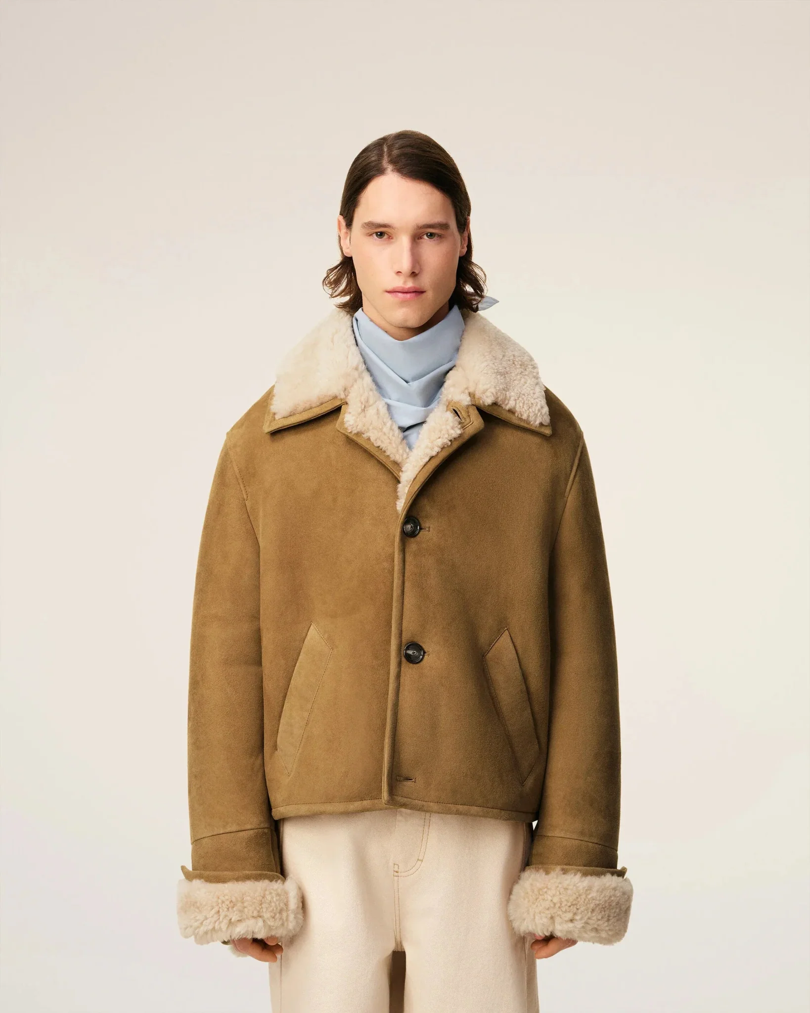 AMI PARIS - Veste Marron Boutonnée en Shearling Camel – Image 6