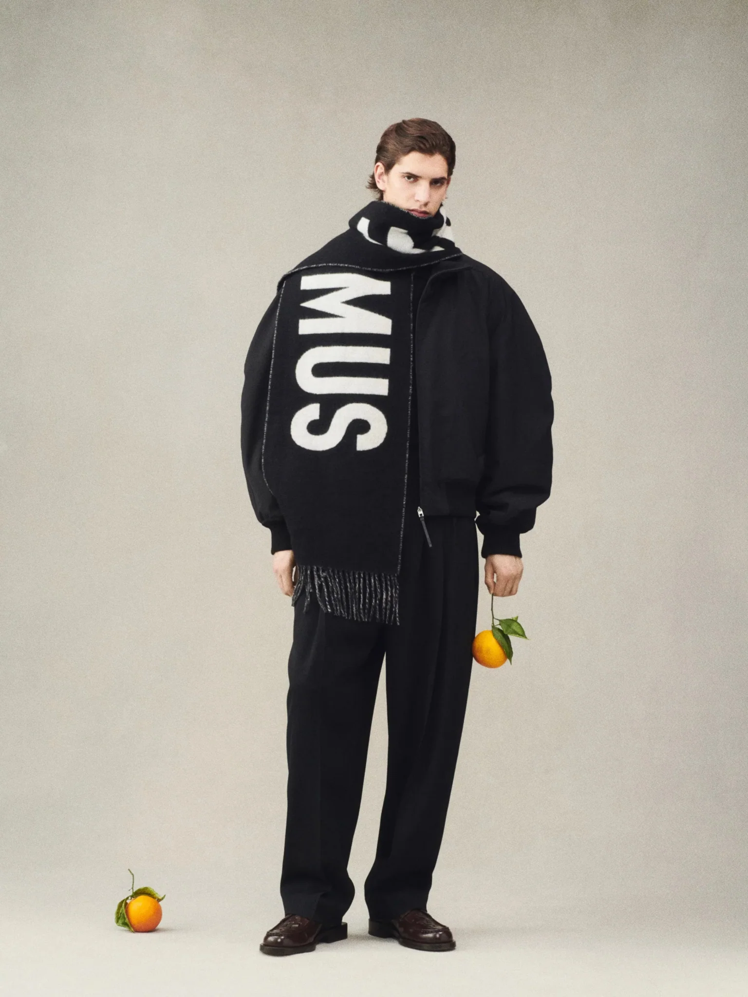 JACQUEMUS - L'écharpe Jacquemus Black – Image 4