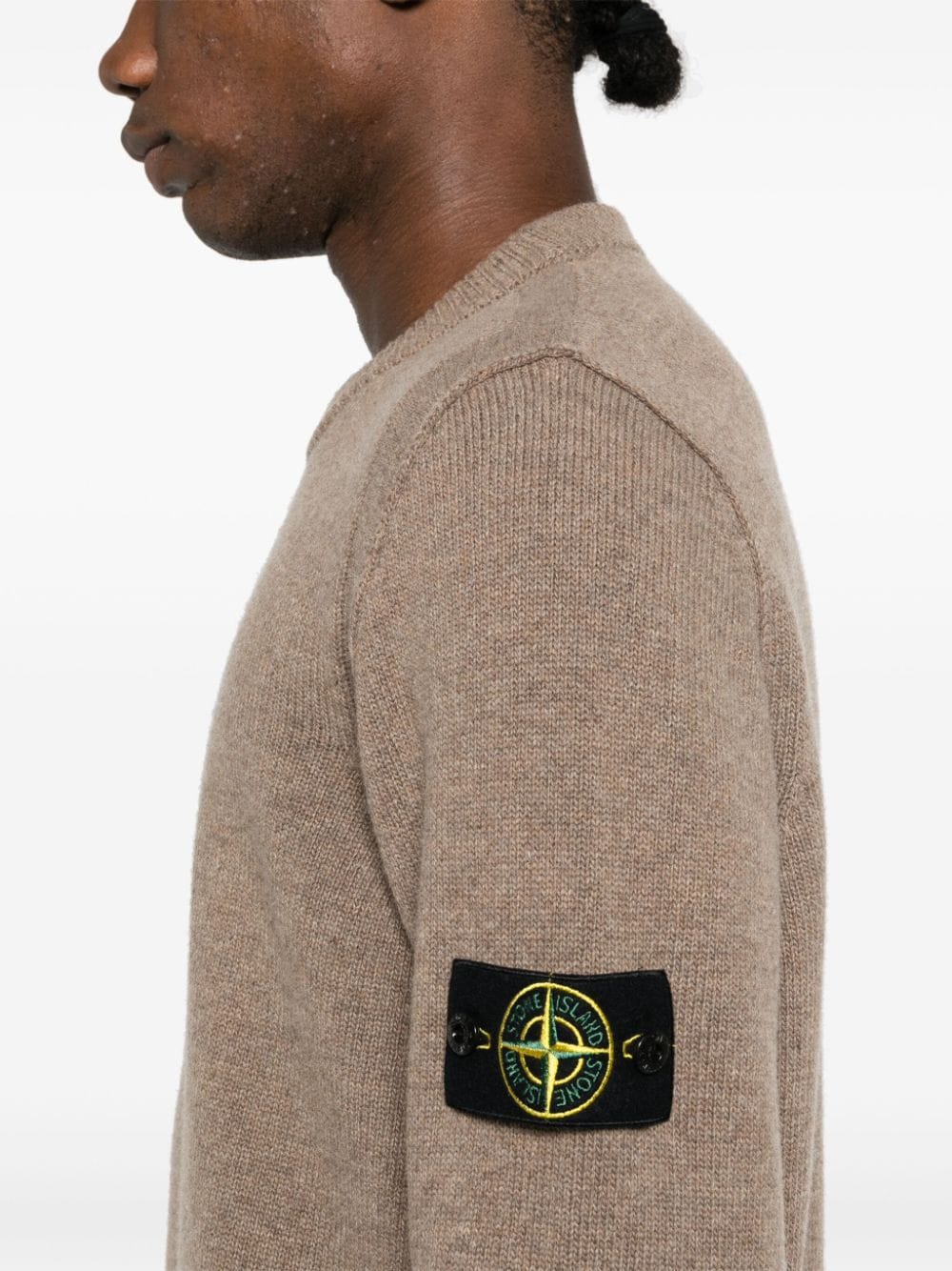 STONE ISLAND - Pull en maille fine à patch logo marron clair – Image 5