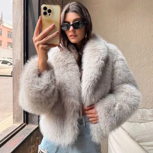 Veste en fausse fourrure